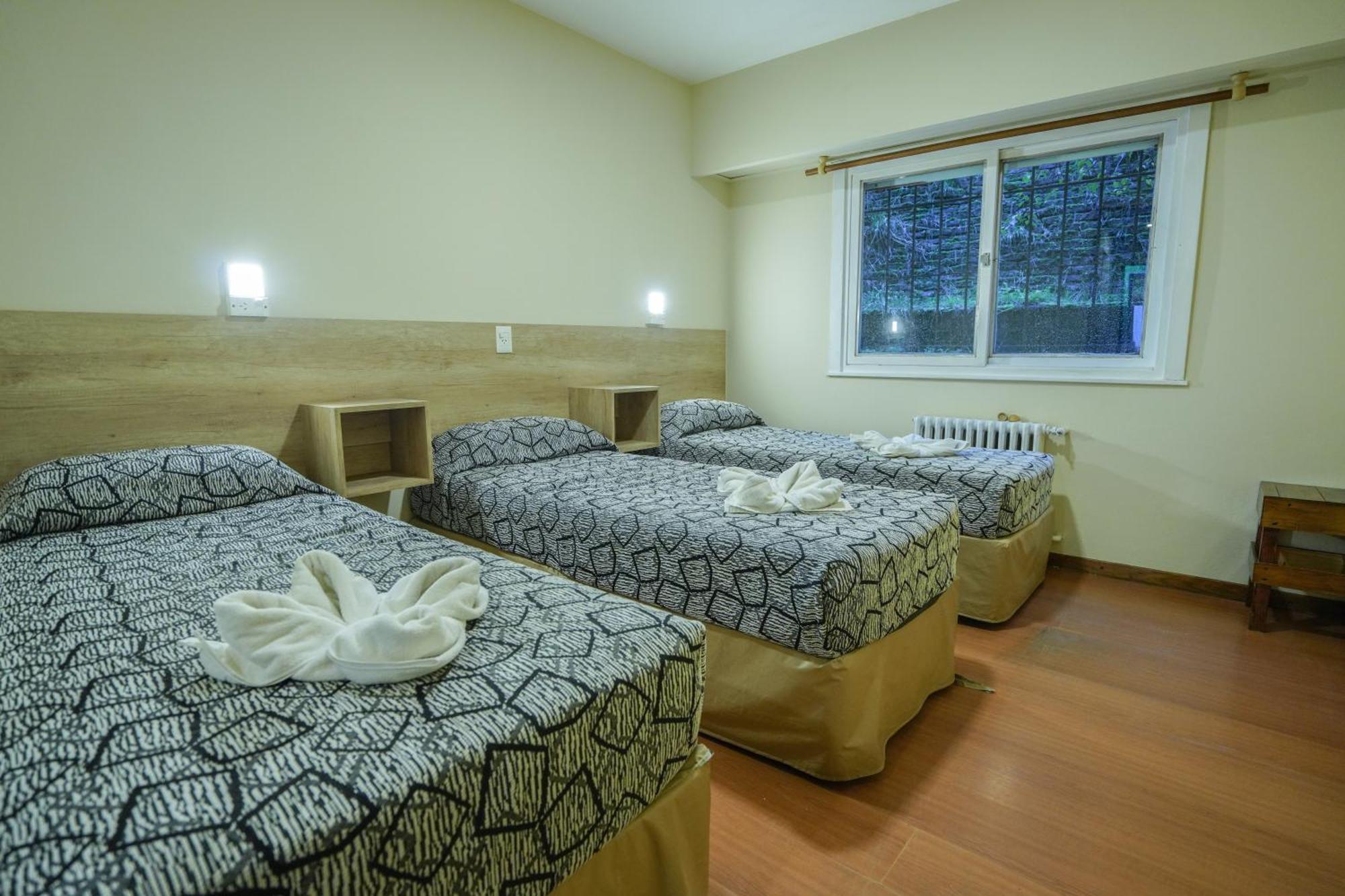 Tangoinn Hostel Downtown San Carlos de Bariloche Rom bilde