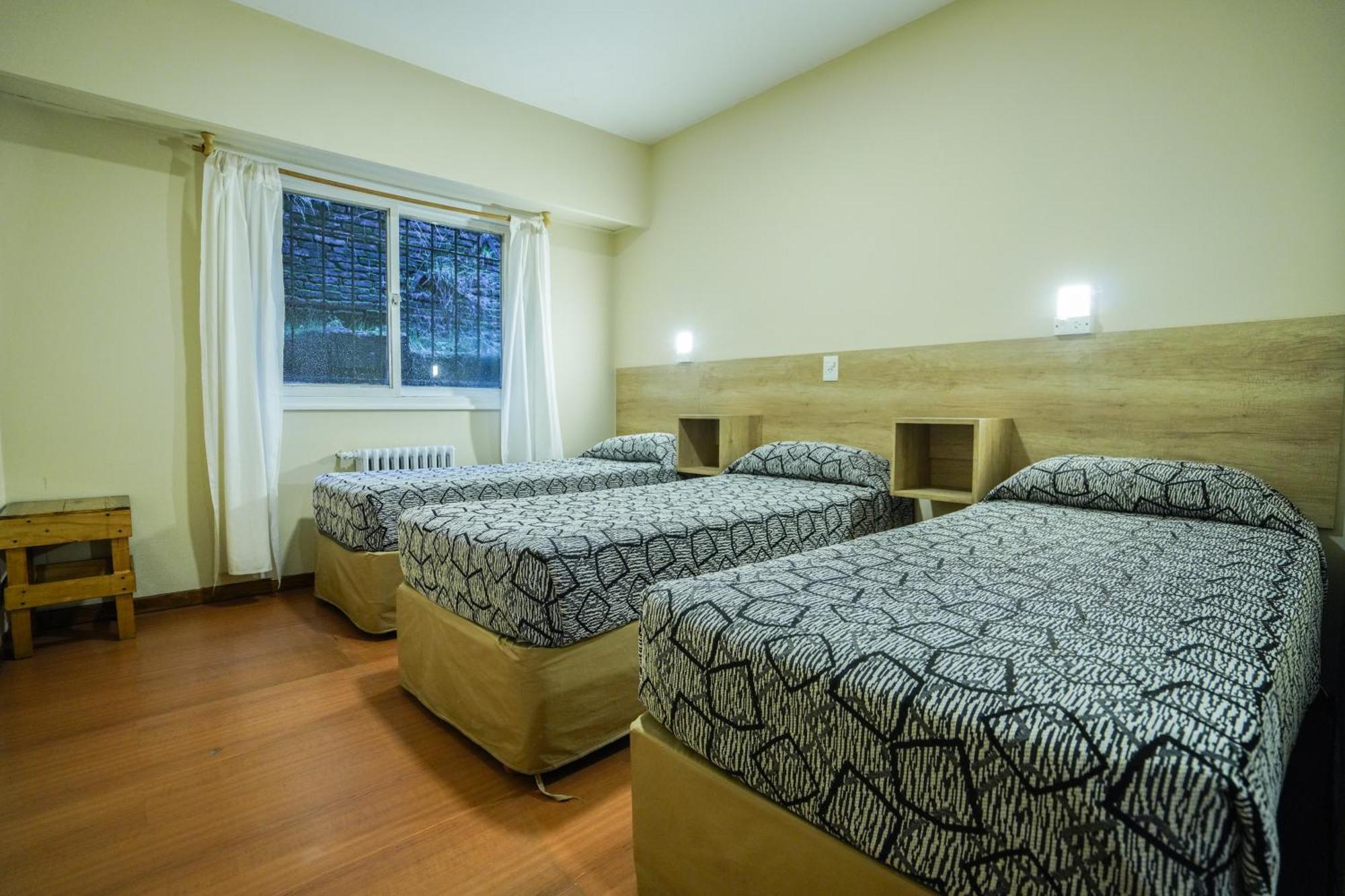 Tangoinn Hostel Downtown San Carlos de Bariloche Rom bilde