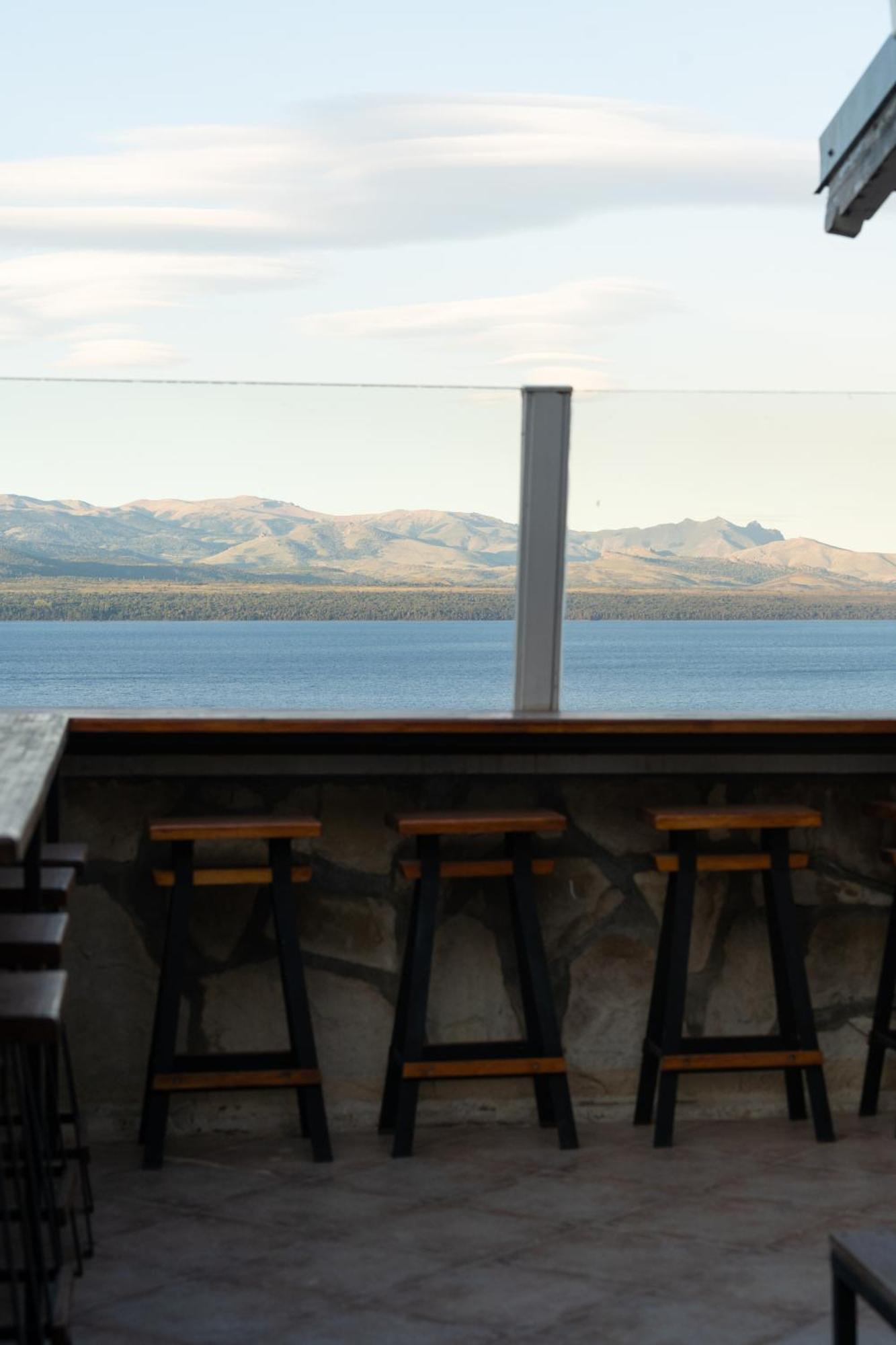 Tangoinn Hostel Downtown San Carlos de Bariloche Eksteriør bilde